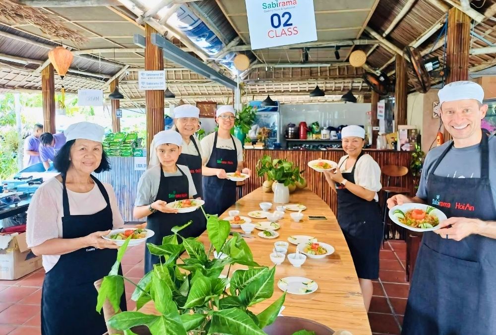 Choose Sabirama if you want a full day of food, river scenery and adventure in one tour (Source: sabiramacookingclass.com)