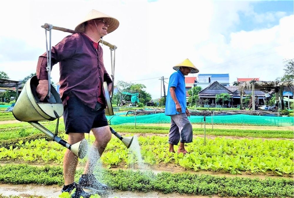Located in Tra Que Vegetable Village, supplying fresh produce to local restaurants (Source: Bao Dai Doan Ket)