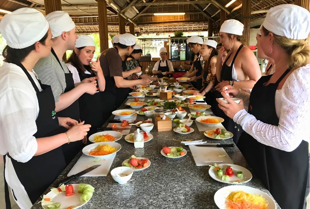 Printed recipes are given to take away, and vegan menus are available (Source: Sabirama Cooking Tour & Restaurant)