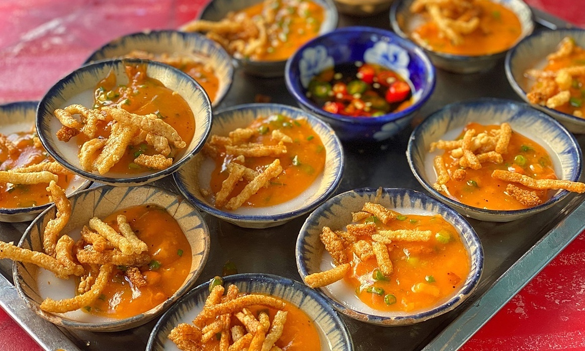 Banh beo Hoi An made from steamed rice flour (Source: VnExpress)