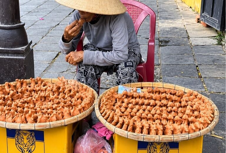 Clay to he figurines from Thanh Ha pottery village
