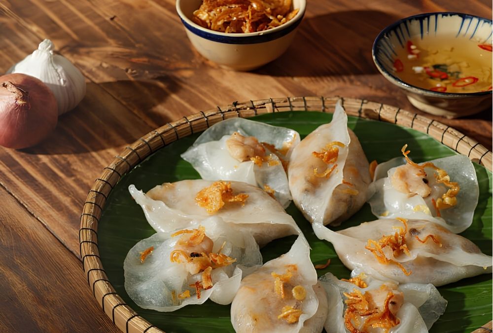 The skin is thin, slightly chewy, a little springy, soft rather than mushy, with a faint sweet aroma of rice (Source: Danang Fantasticity)